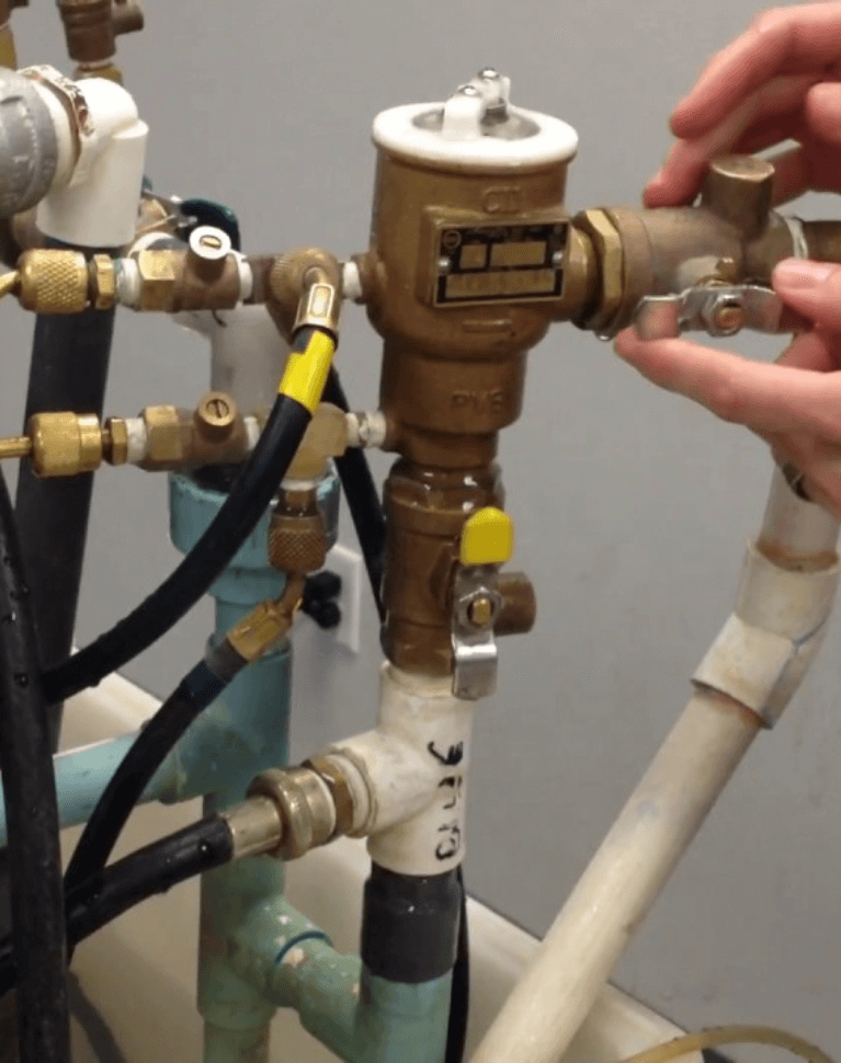 Backflow testing and prevention service